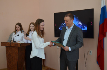 вручение премий имени Ю. А. Гагарина ученикам школ и торжественная церемония награждения педагогических работников - фото - 6