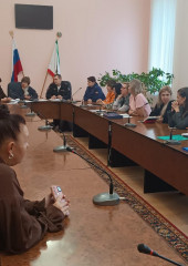 очередное заседание комиссии по делам несовершеннолетних и защите их прав - фото - 1